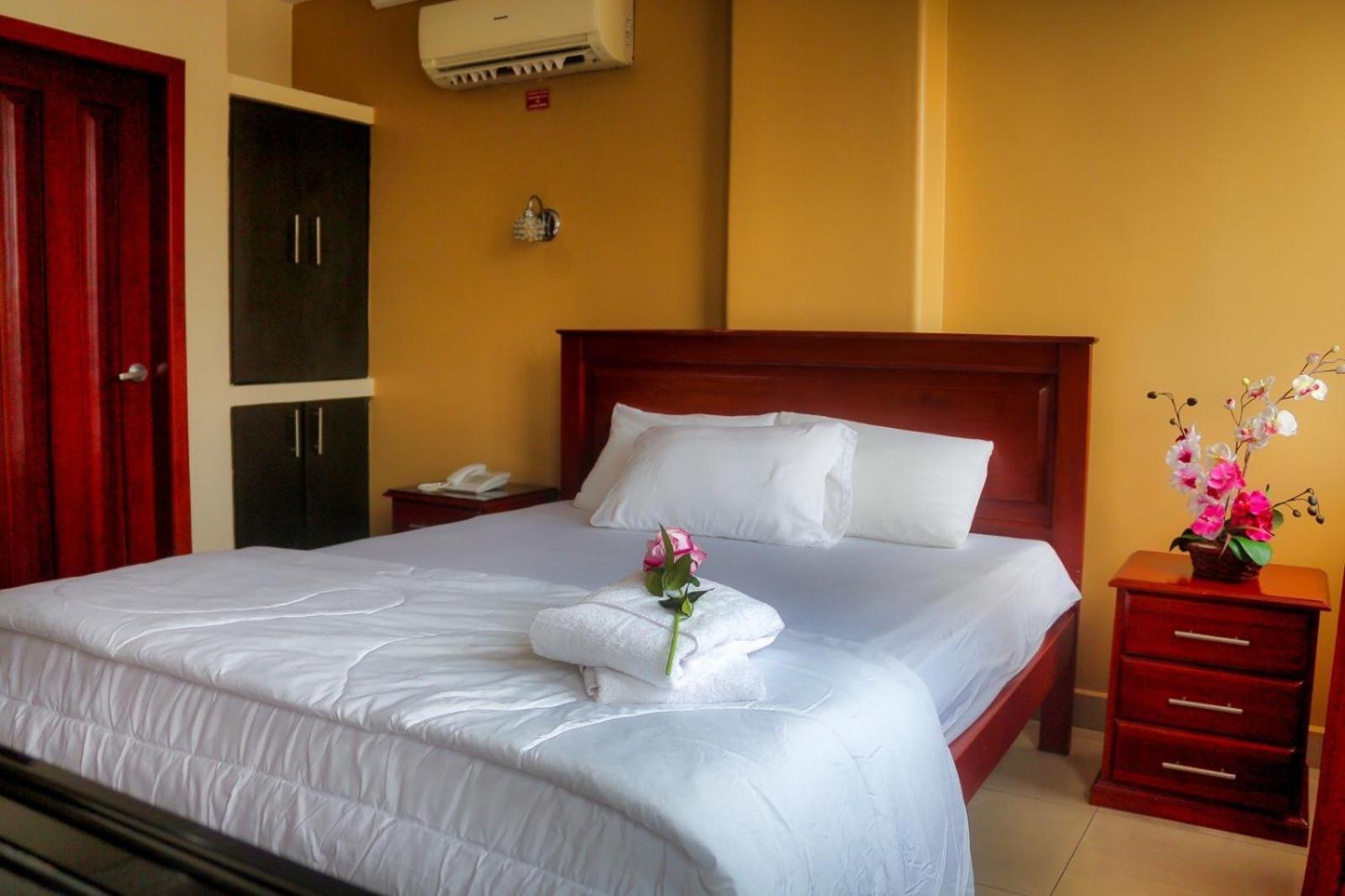 Airport Hotel Guayaquil Exterior photo