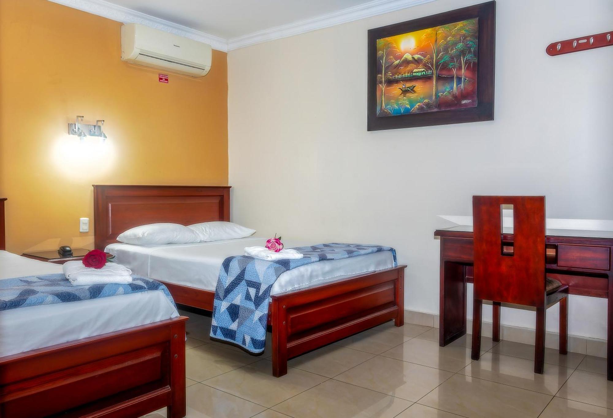 Airport Hotel Guayaquil Exterior photo